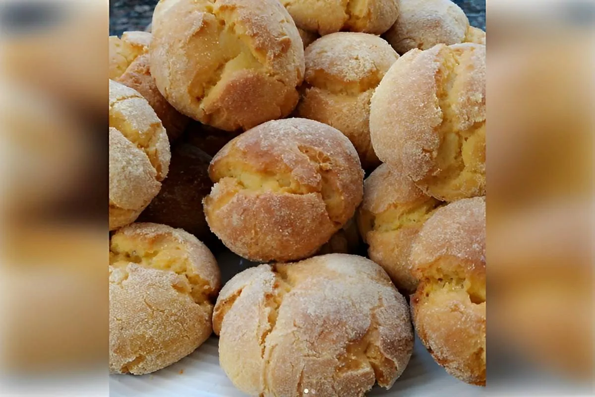 Broa de polvilho com fubá deliciosa e derrete na boca perfei