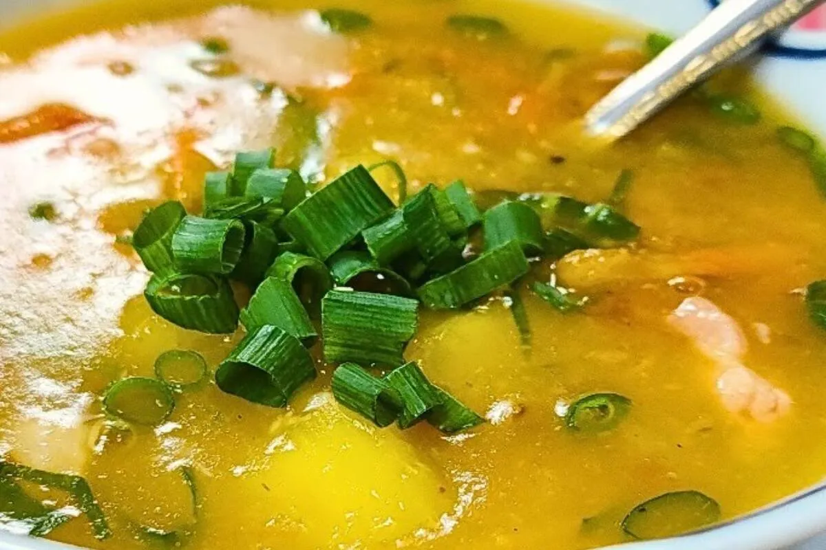 Caldo de mandioca para você preparar um jantar saboroso e ma