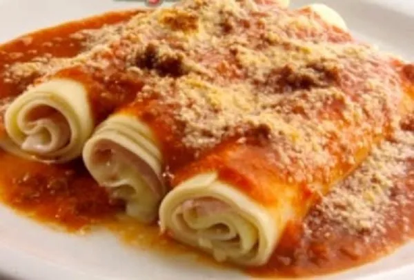 Canelone de Queijo e Presunto Rápido