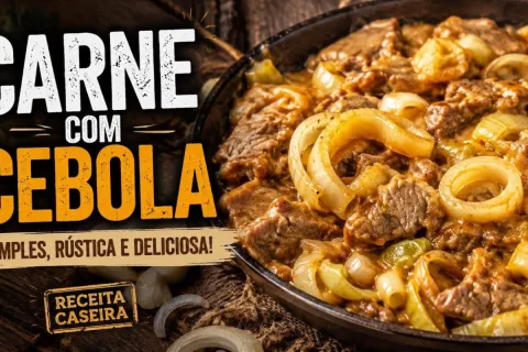 Carne acebolada bem suculenta com tiras macias e cebola dour