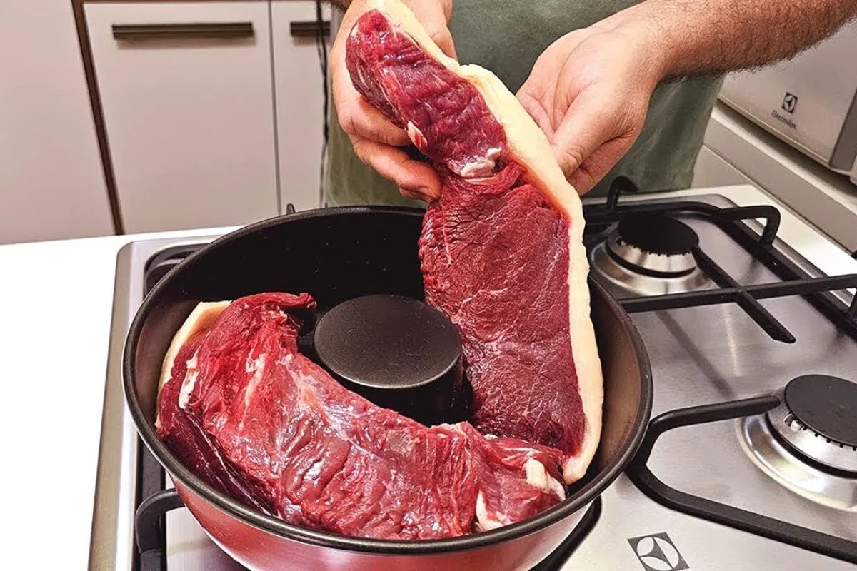 Carne assada no forno maneira fácil e prática para você faze