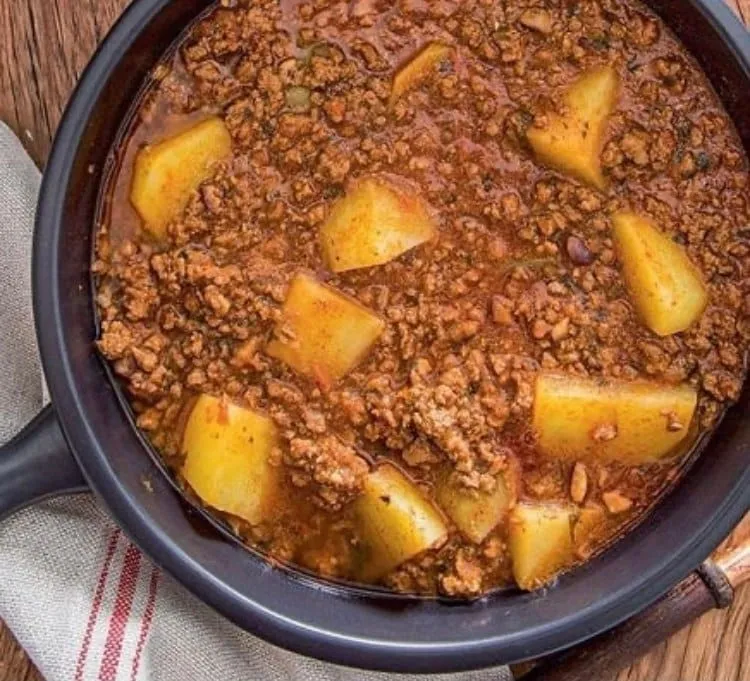 Carne Moída com Batata