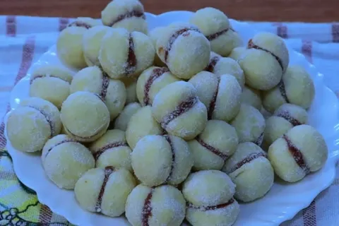 Casadinho com goiabada, um biscoito amanteigado da vovó que 