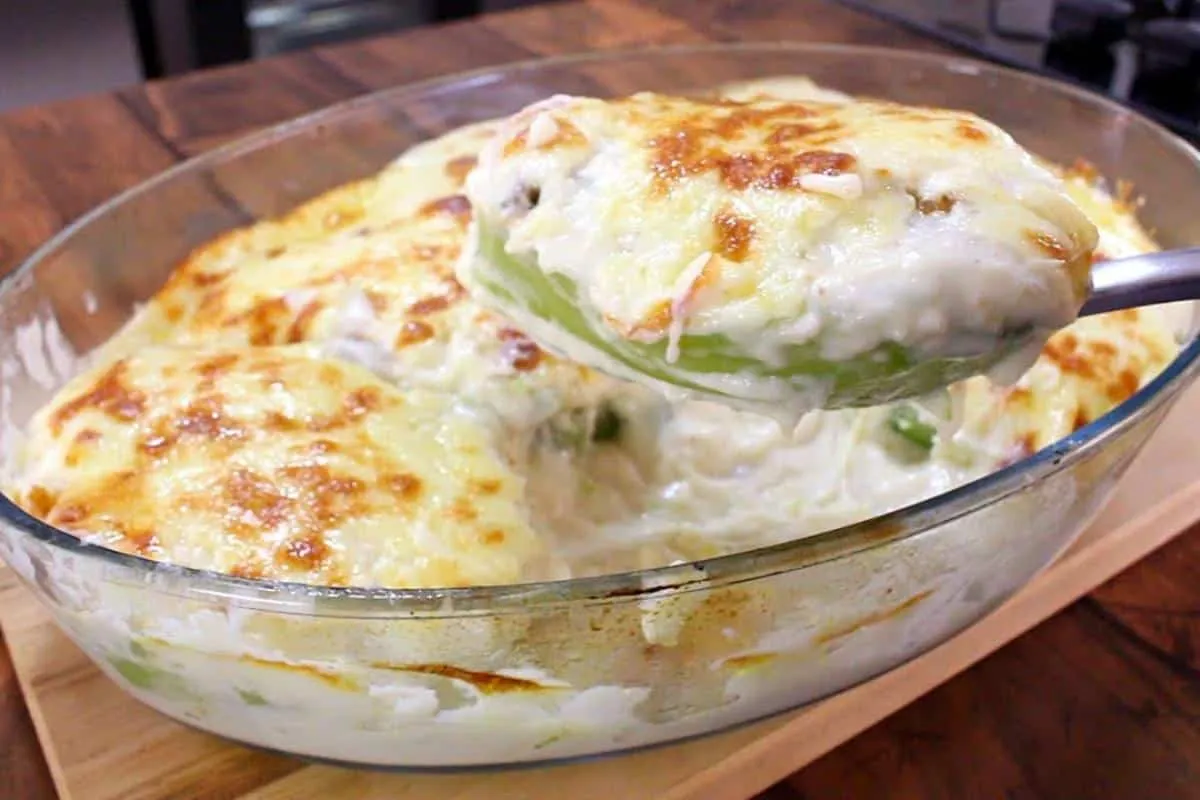 Chuchu gratinado e cremoso ótimo para deixar seu almoço aind