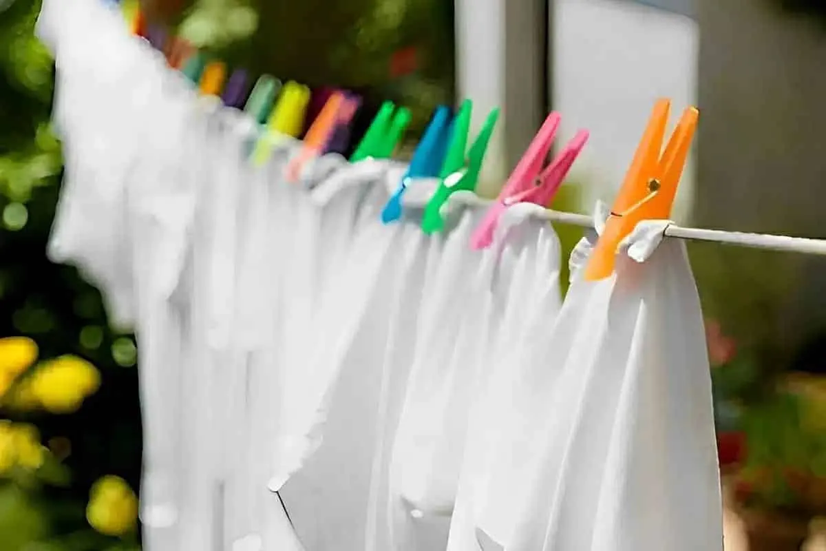 Clareador de roupas caseiro que desencarde até pano de chão