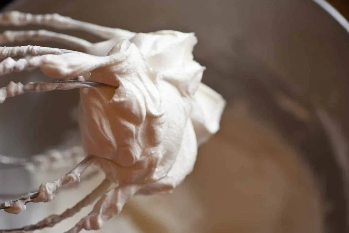 Cobertura Cremosa de Baunilha – Buttercream