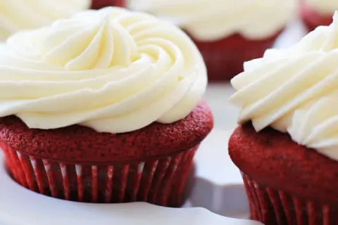 Coberturas Para Bolos Red Velvet e Blue Velvet