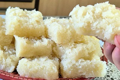 Cocada sem leite condensado extremamente cremosa, um docinho