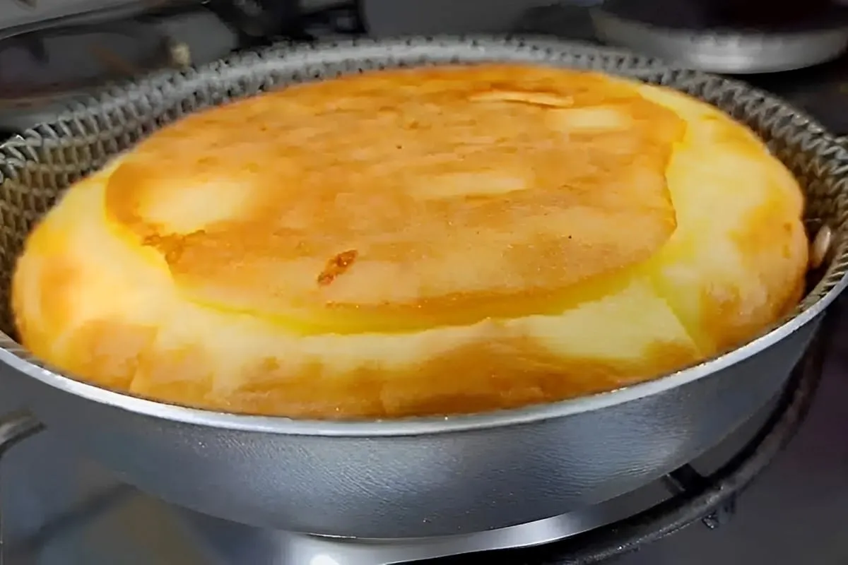 Com apenas 1 ovo fiz esse pão de frigideira leve rápido e de