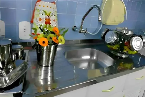 Como dar brilho em pias de inox: passo a passo para a sua pi