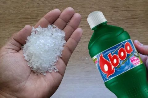 Como fazer água sanitária caseira de jeito super fácil e sur