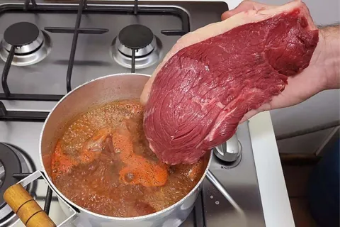 Como fazer carne macia e suculenta para você não comer bife 