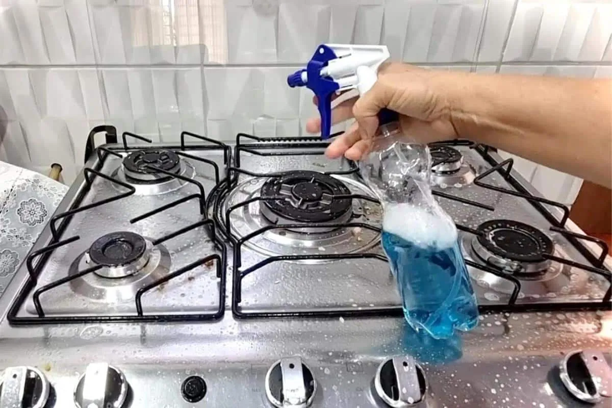 Como fazer desengordurante caseiro para fogão: sua cozinha f