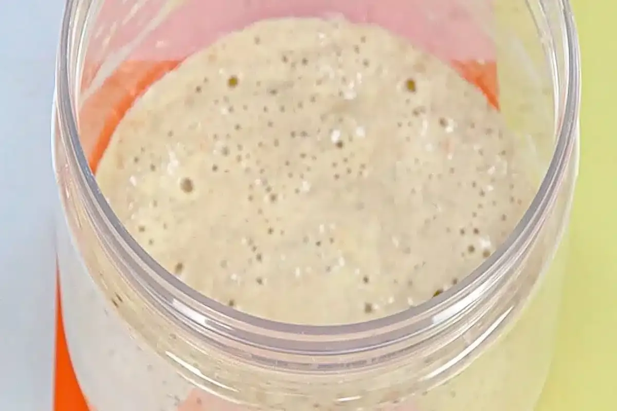 Como fazer fermento caseiro para pães e bolos: fica melhor q