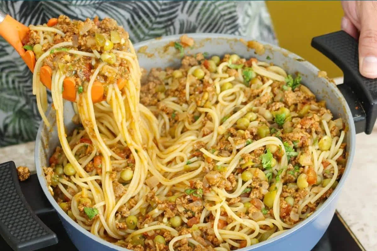 Como fazer macarronada perfeita e soltinha para o almoço de