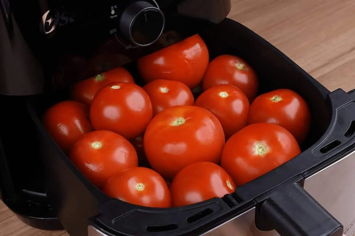 Como fazer molho de tomate caseiro para acompanhar seus prat