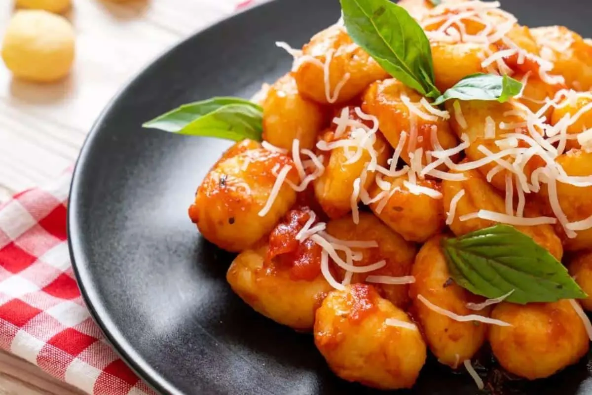 Como fazer nhoque fácil e rápido para o almoço de natal da s