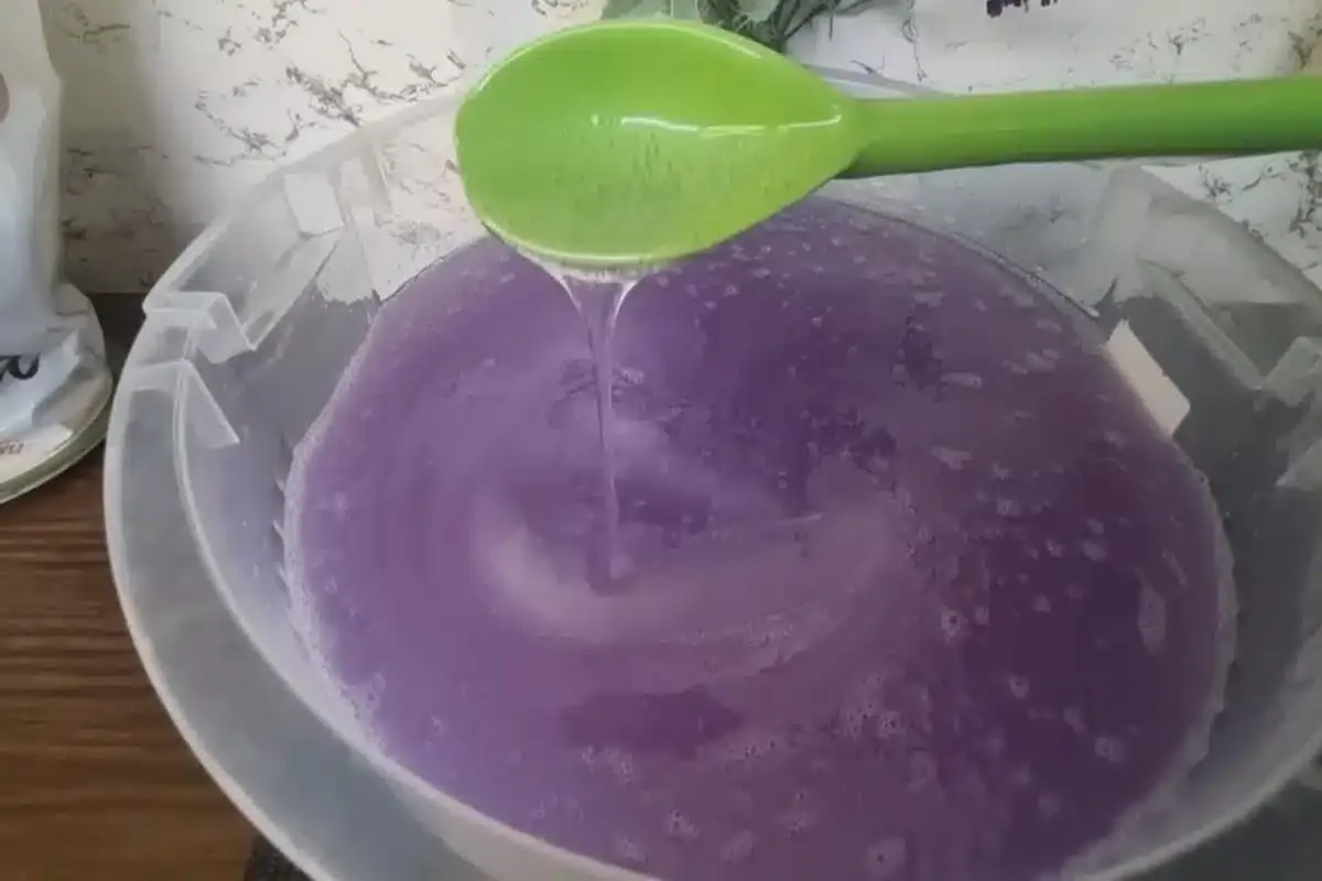 Como fazer sabão de água oxigenada concentrado e perfumado q