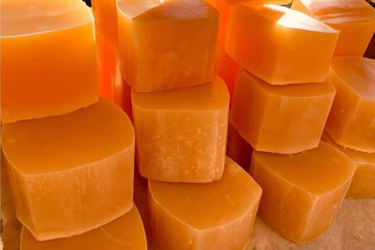 Como fazer sabão glicerinado: rende e espuma bastante na hor