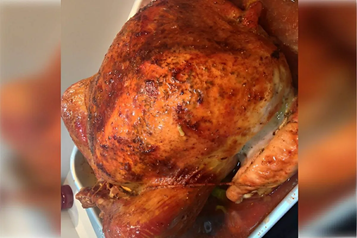 Como fazer um peru de natal perfeito bem temperado suculento