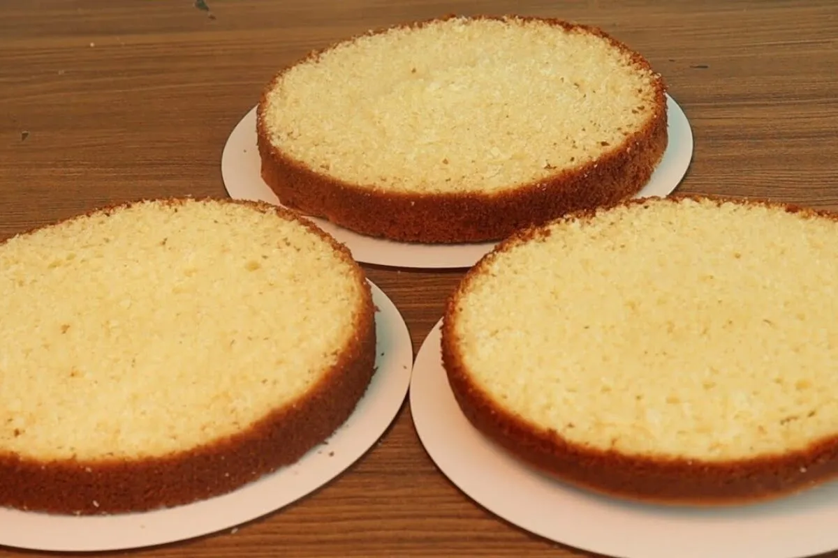 Como fazer uma massa chiffon macia no ponto certo que não qu