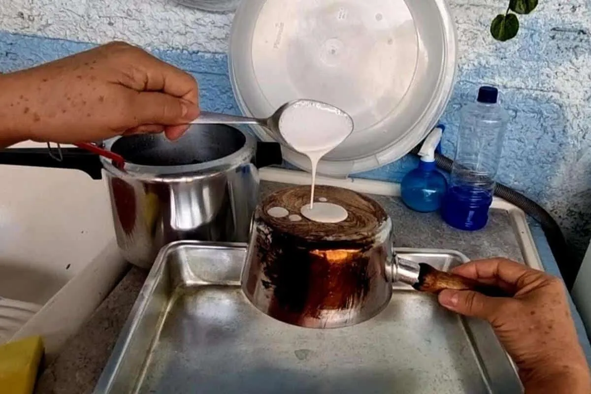 Como limpar panela queimada: agora na sua cozinha só vai ter
