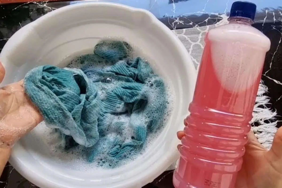 Como remover mancha de roupa de um jeito fácil e sem esforço