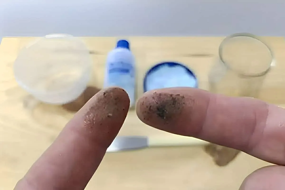 Como remover Super Bonder dos dedos de forma fácil e prática