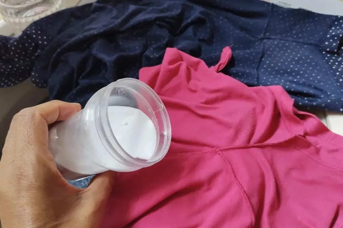 Como tirar cheiro de suor da roupa com uma dica caseir bem s