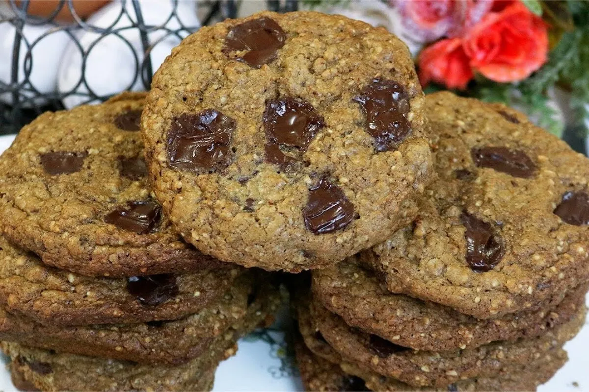 Cookie sem glúten crocante por fora e macio por dentro perfe