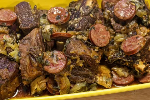 Costela acebolada na pressão super fácil e saborosa para seu