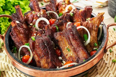 Costelinha mineira suculenta e saborosa: veja qual é o tempe