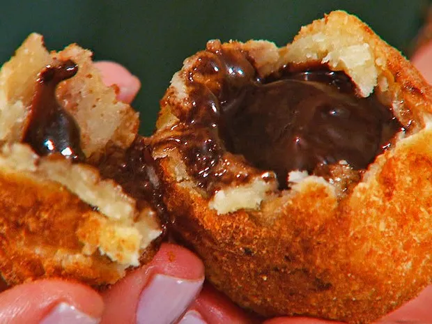 Coxinha com Recheio de Brigadeiro