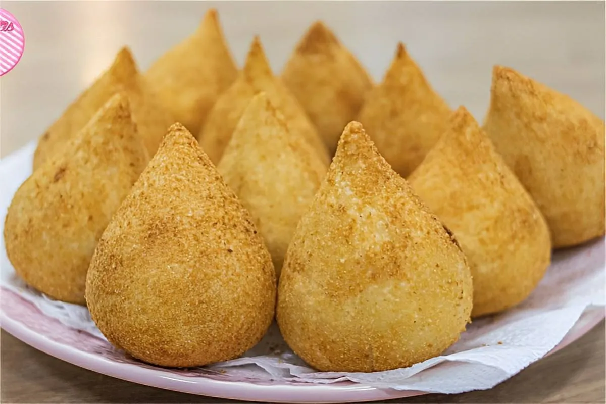 Coxinha de frango para iniciantes receita fácil para quem qu