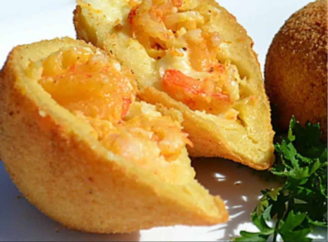 Coxinha Gourmet de Camarão com Requeijão Cremoso