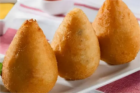 Coxinha sem massa de 4 ingredientes: deliciosa e perfeita pa