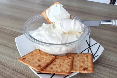 Creme de ricota maravilhoso que só precisa de 3 ingredientes