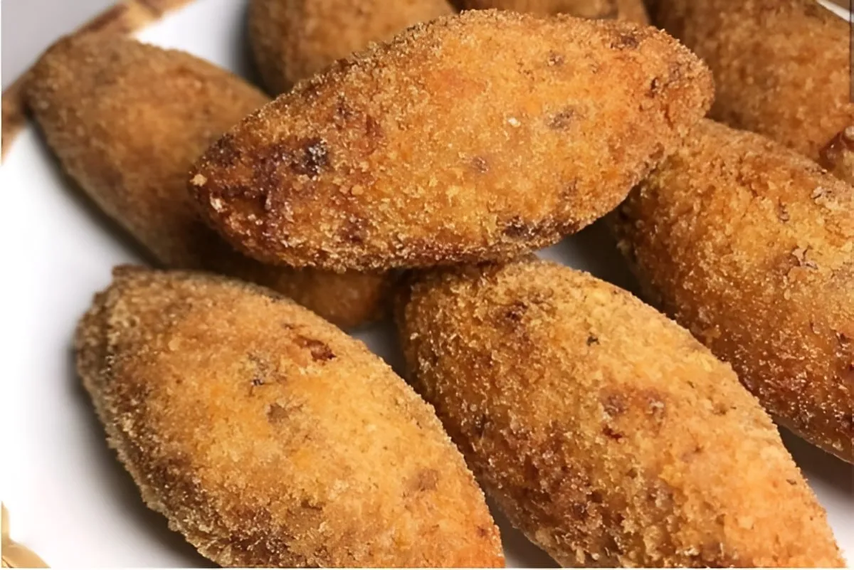 Croquete de carne moída gostoso que derrete na boca igual de