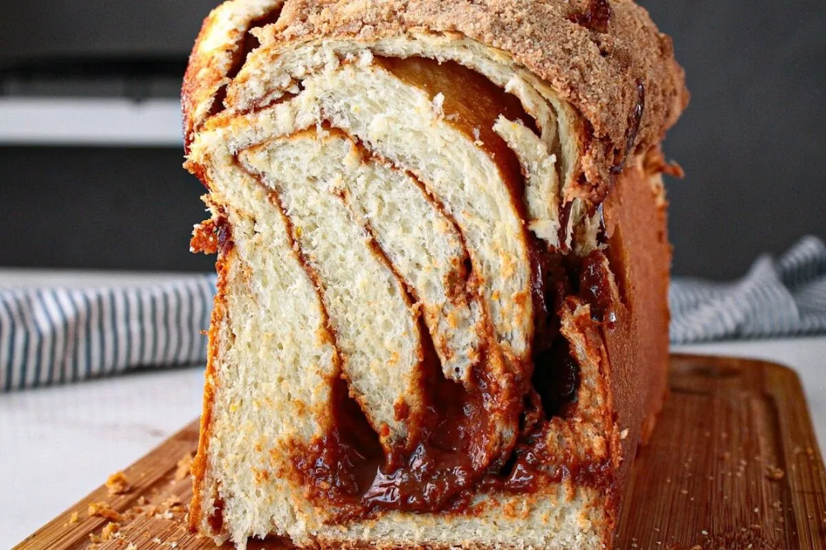 Cuca alemã recheada e super fofinha: receita clássica perfei