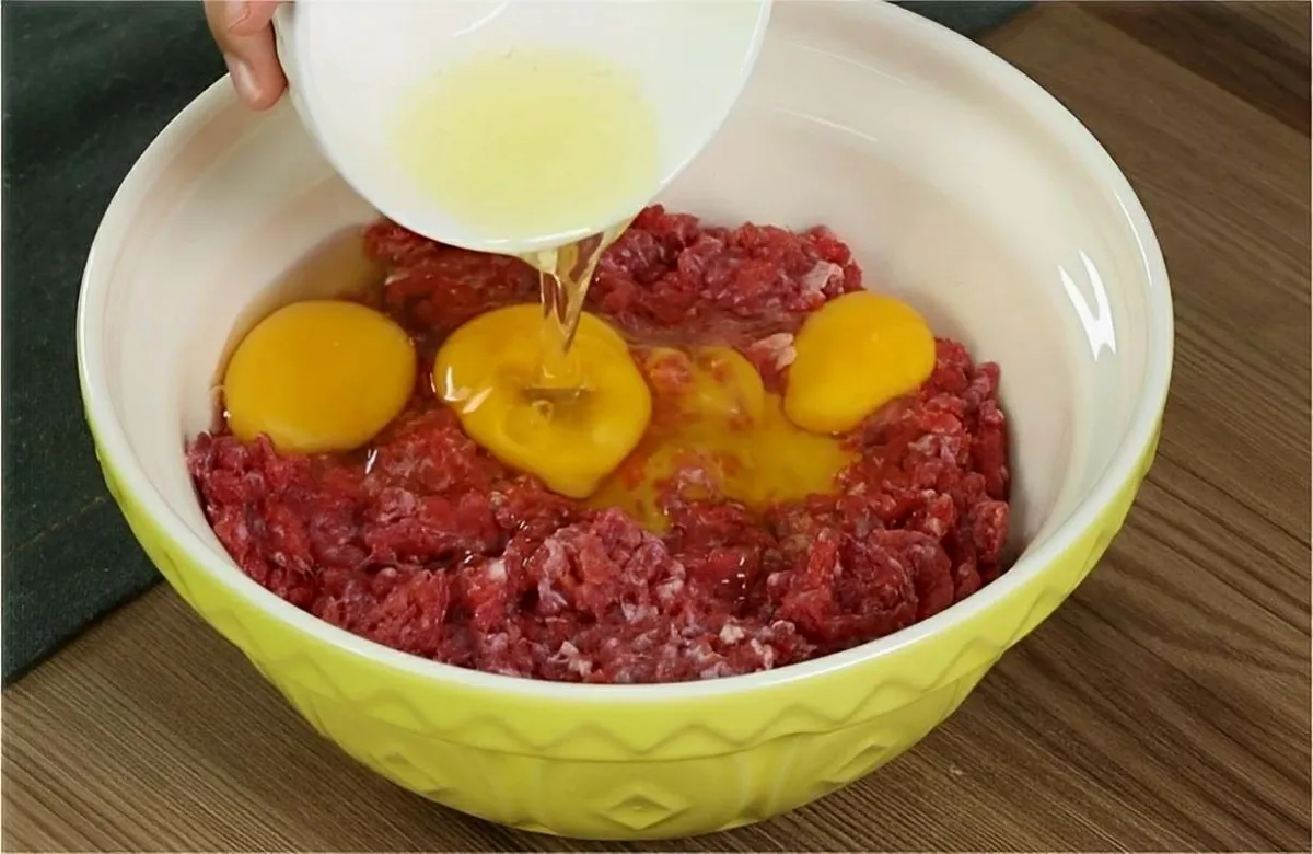Depois que preparei carne moída dessa forma nunca mais fiz d