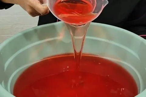 Detergente de maçã caseiro, que desengordura tudo de um jeit