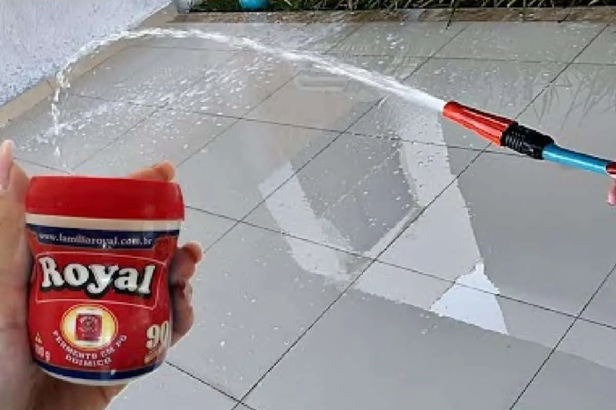 Dica para limpar piso: não precisa ficar escolhendo produto