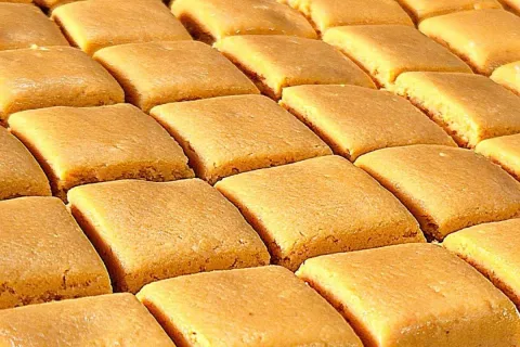 Doce de 2 ingredientes que fica muito macio e derrete na boc