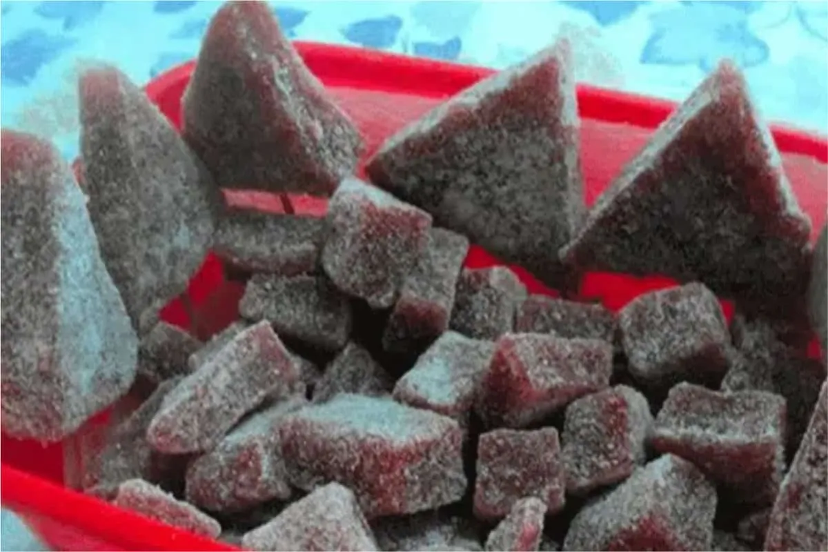 Doce de banana fácil feito com gelatina que fica igual o doc