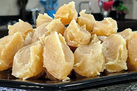 Doce de batata doce cristalizado com casquinha e recheio cre