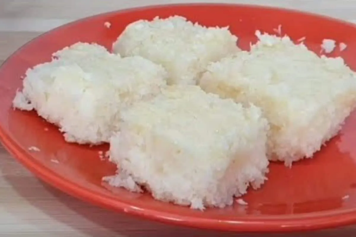 Doce de coco: esse doce leva só 3 ingredientes e é muito fác