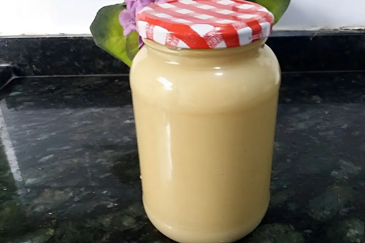Doce de leite caseiro da vovó com apenas 2 ingredientes