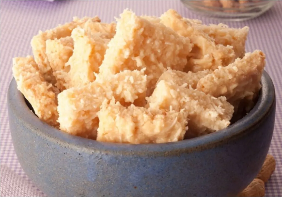 Doce de leite com coco e amendoim maravilho docinho para ale