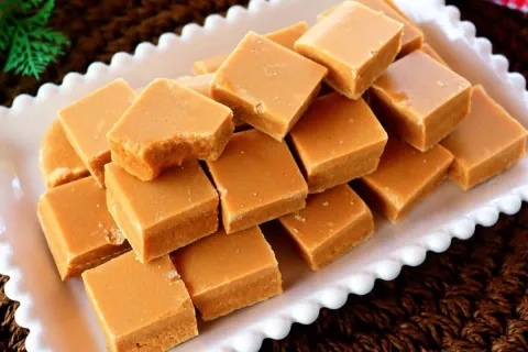 Doce de leite de corte simples de preparar com poucos ingred