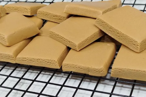 Doce de leite feito com 2 ingredientes e sem ir ao fogo, cre